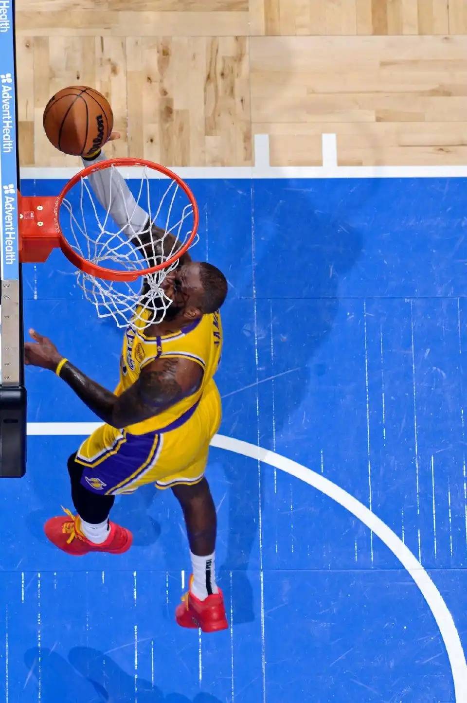 魔术爆冷加拿大男篮，浓眉制霸全场