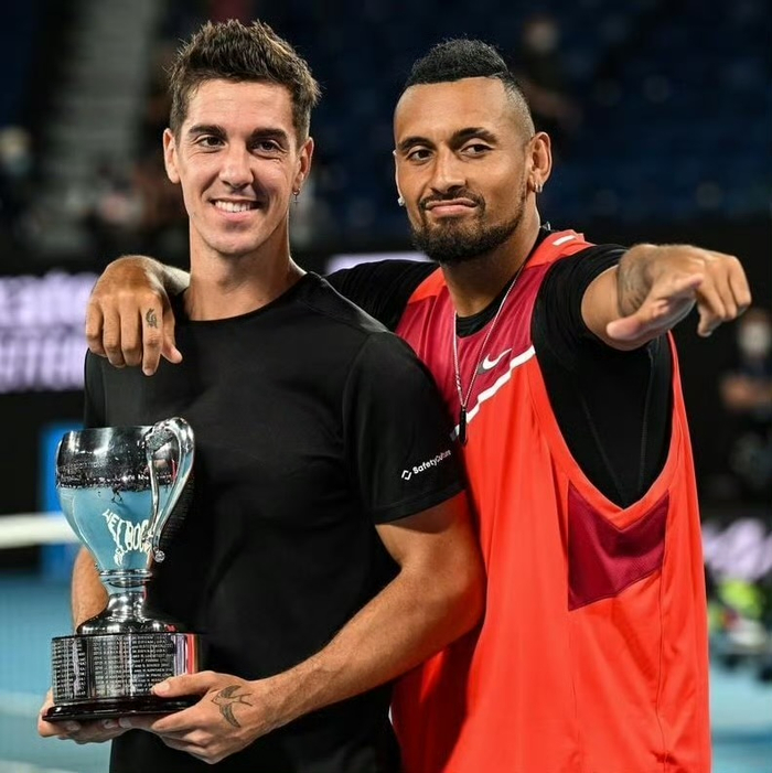 西班牙网球队翻盘欧洲网球队，克耶高斯制霸全场的简单介绍