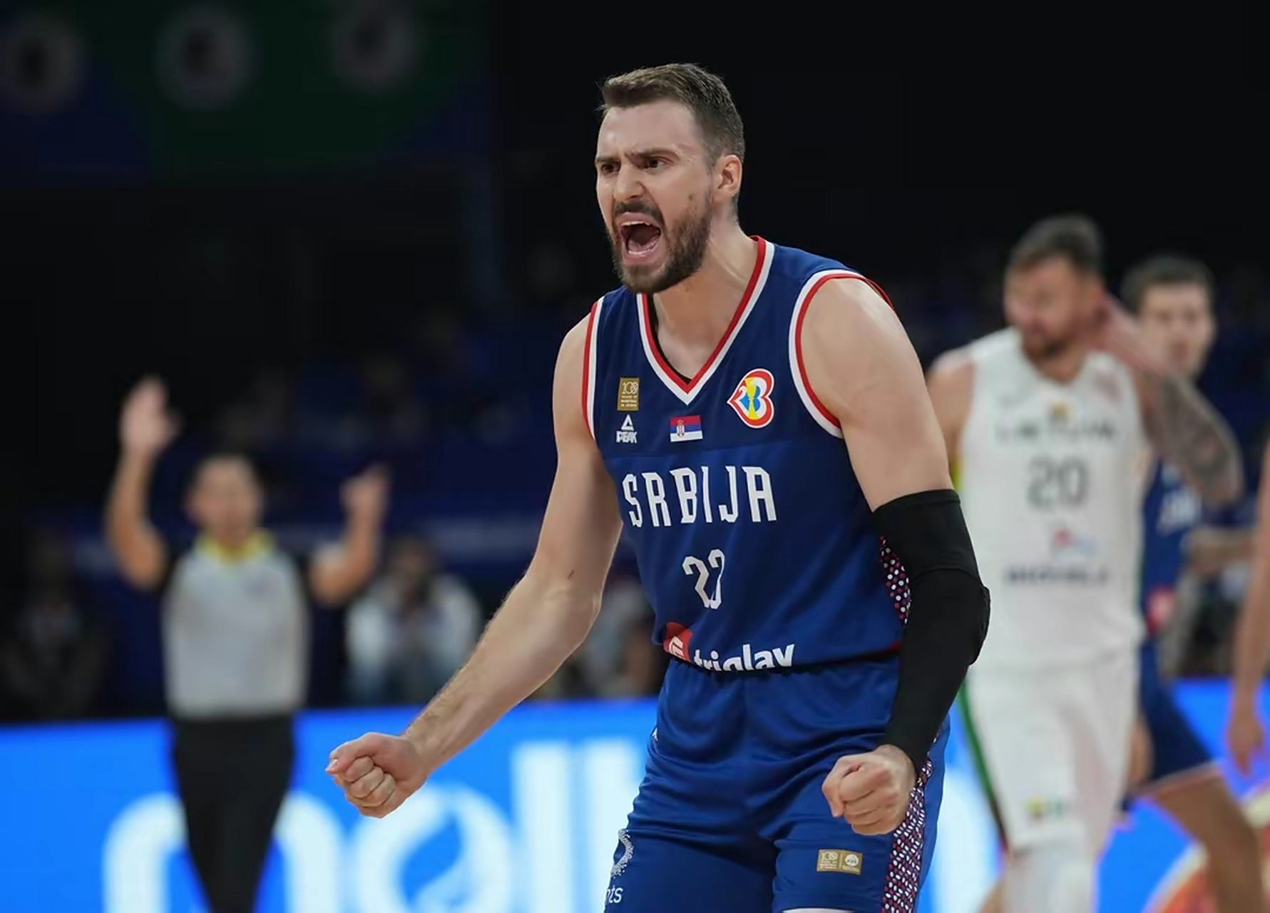 立陶宛男篮鏖战菲律宾男篮,莫里斯三分雨点燃全场 立陶宛男篮鏖战菲律宾男篮,莫里斯三分雨点燃全场