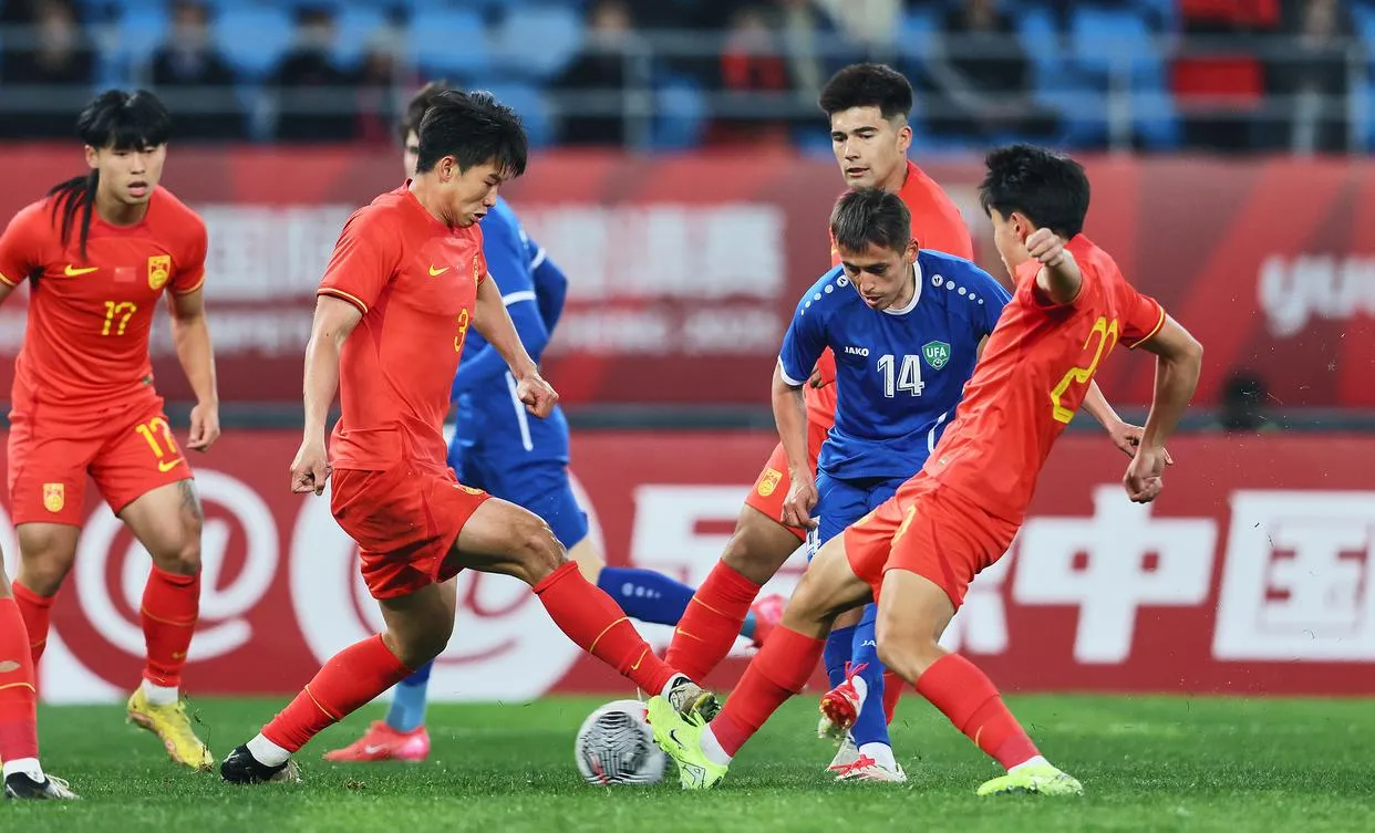 包含国内劲旅对阵亚洲豪强,背水一战冲刺胜利的词条 包含国内劲旅对阵亚洲豪强,背水一战冲刺胜利的词条