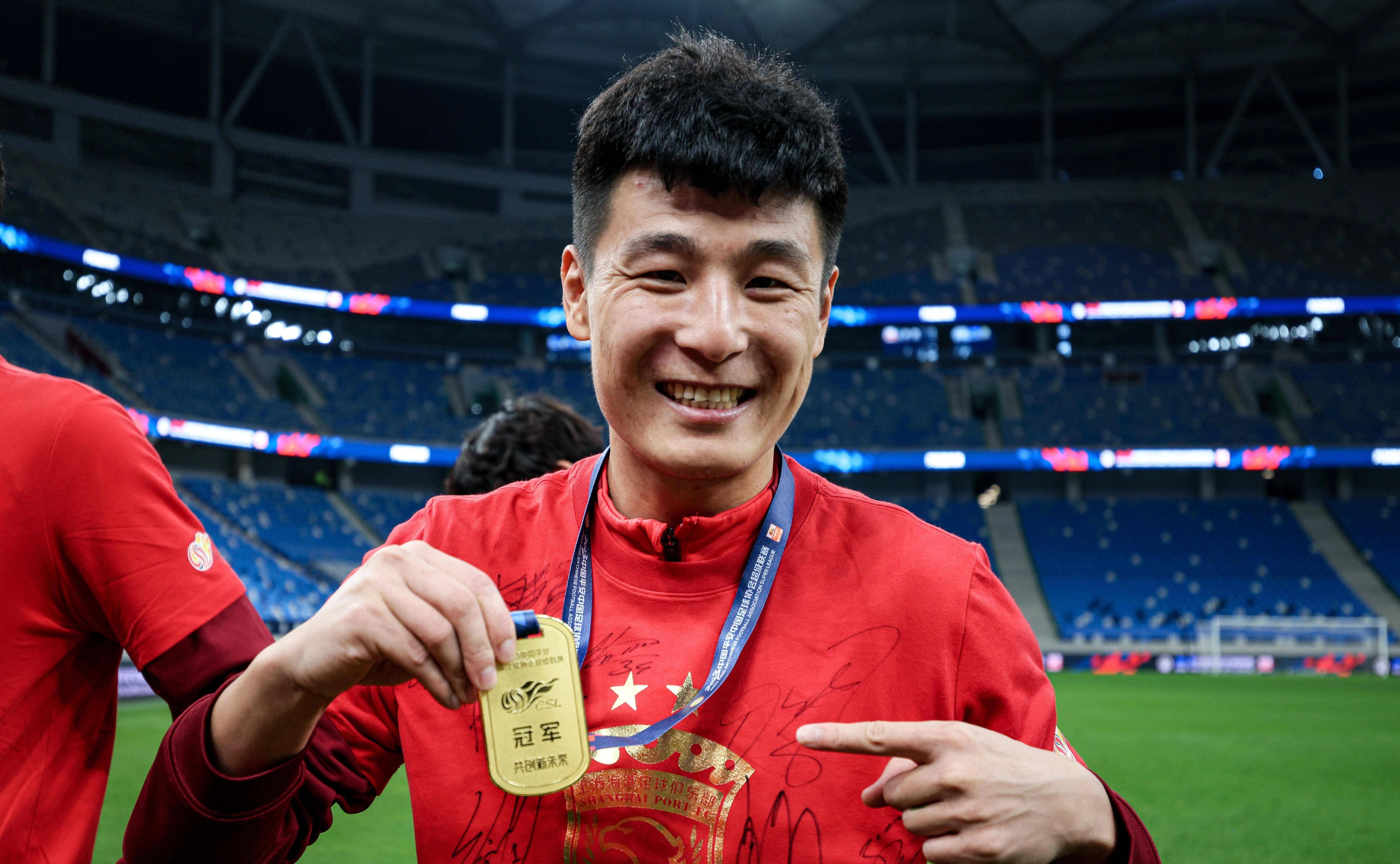 关于外援关键时刻挺身而出,助球队夺冠的信息 关于外援关键时刻挺身而出,助球队夺冠的信息