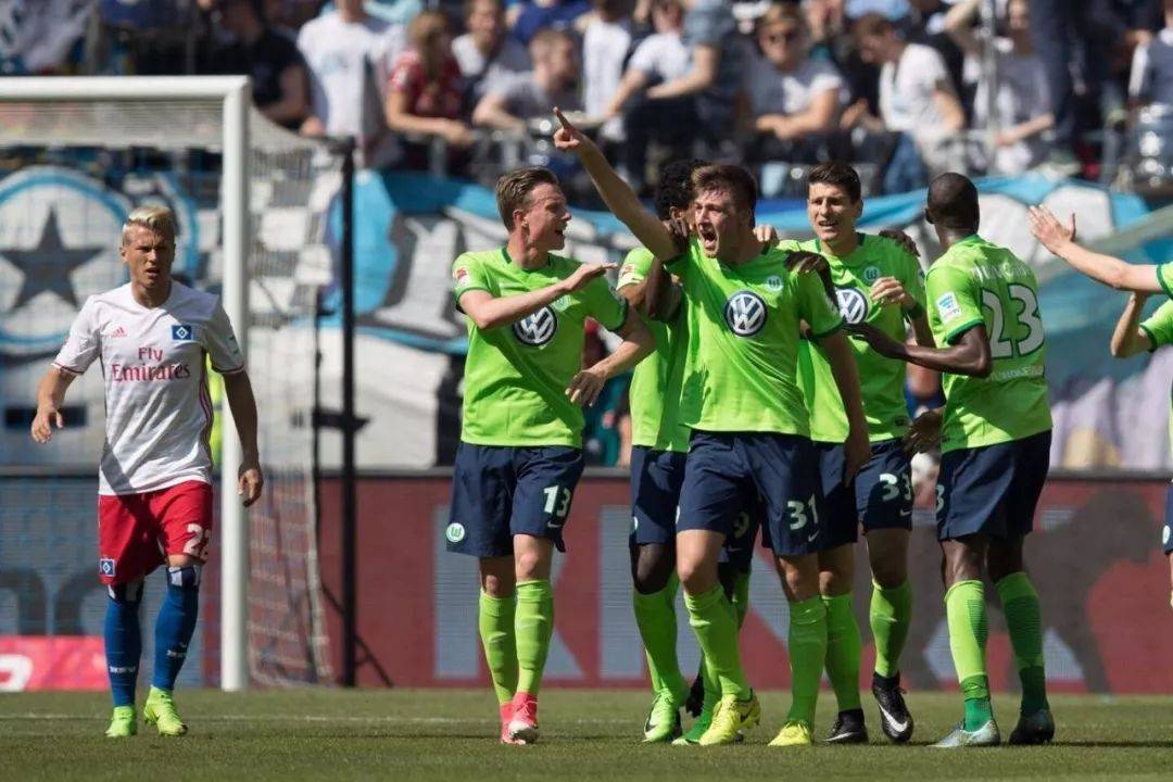 包含沃尔夫斯堡实现惊胜,成功逆转比分取胜的词条 包含沃尔夫斯堡实现惊胜,成功逆转比分取胜的词条