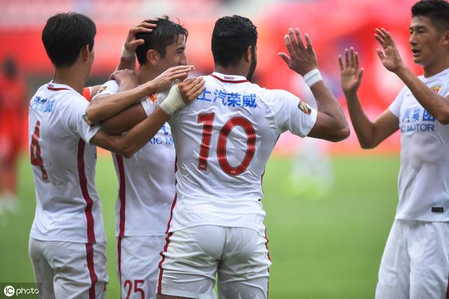 包含尼斯外援出击,帮助球队成功的词条 包含尼斯外援出击,帮助球队成功的词条