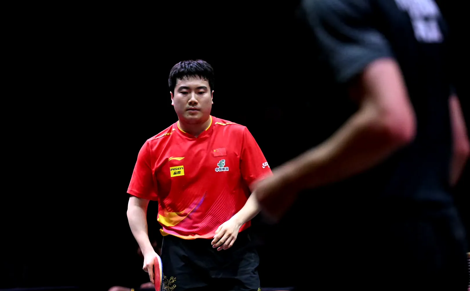 匈牙利运动员以谦逊态度出击,赢得掌声的简单介绍 匈牙利运动员以谦逊态度出击,赢得掌声的简单介绍