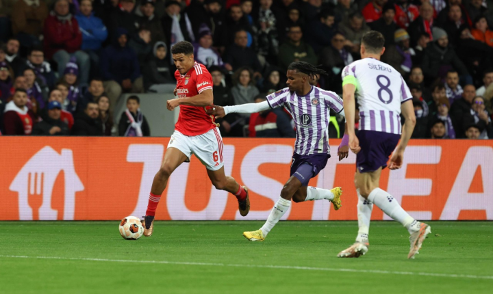 图卢兹主场战平,保持不败连胜的简单介绍 图卢兹主场战平,保持不败连胜的简单介绍