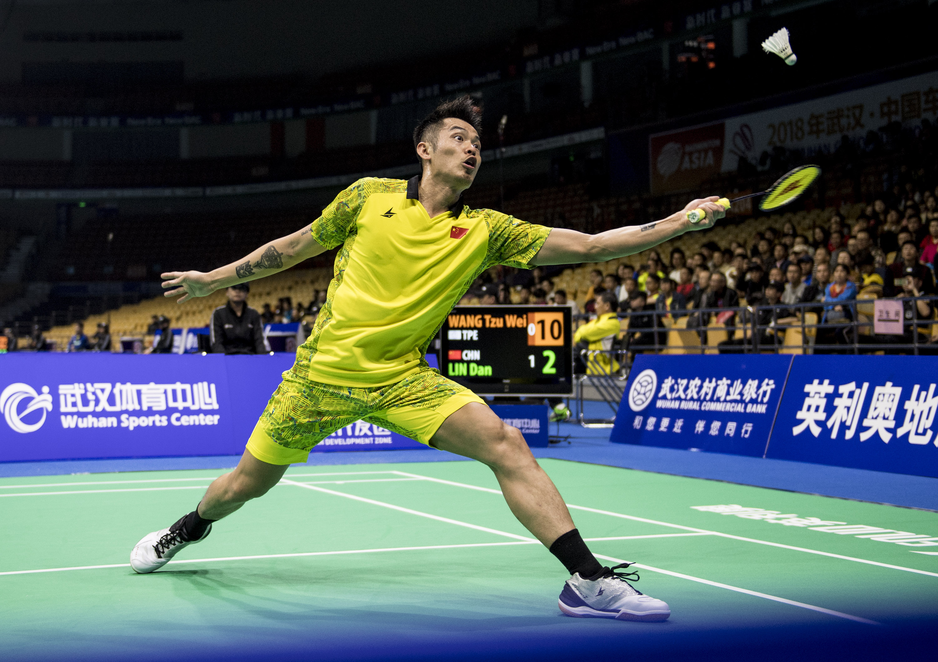 包含英格兰羽毛球队鏖战日本羽毛球队，林丹高光表现的词条