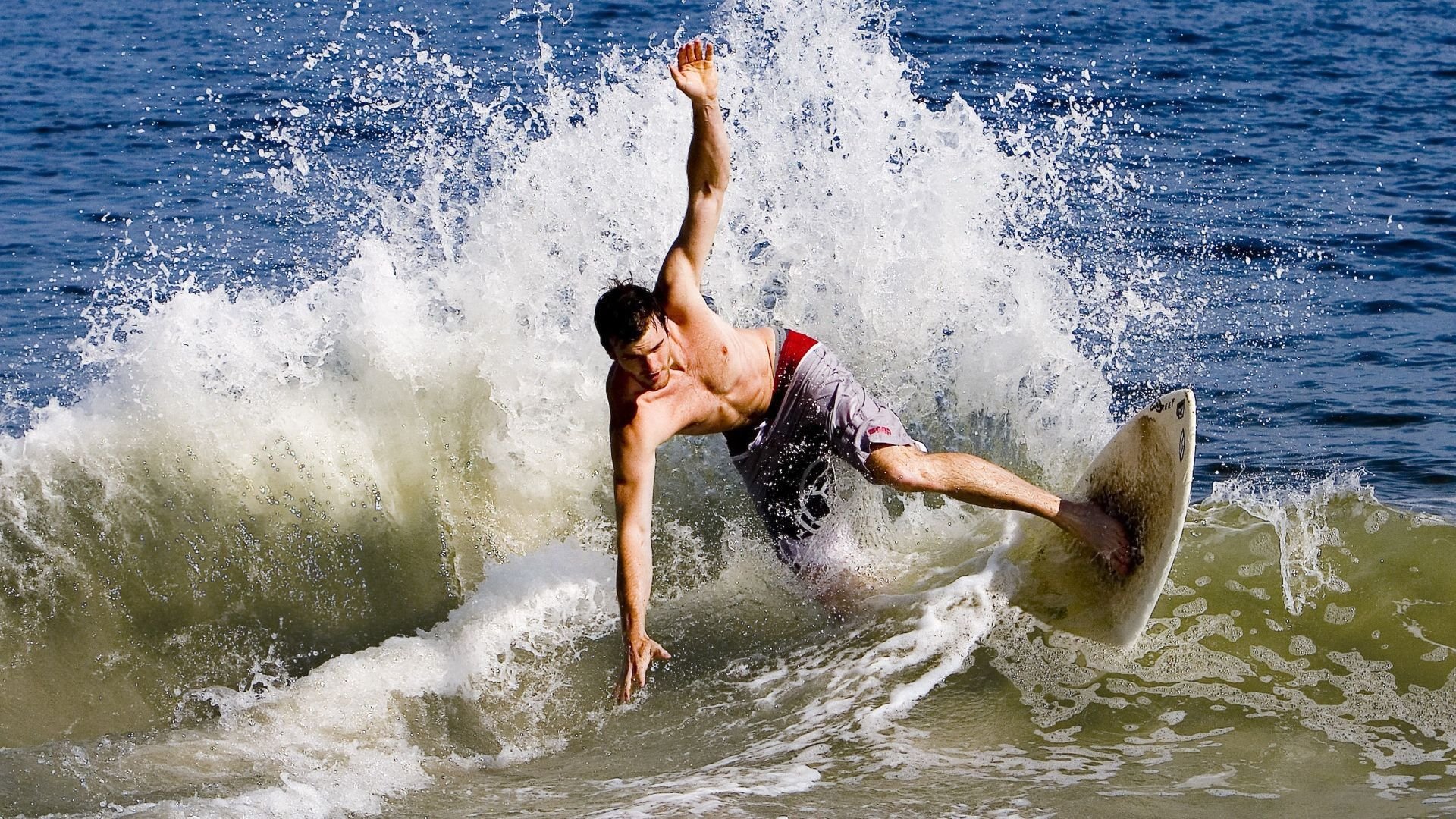 拉什福德攻防转换核心，厄瓜多尔对阵伊拉克的战术启示